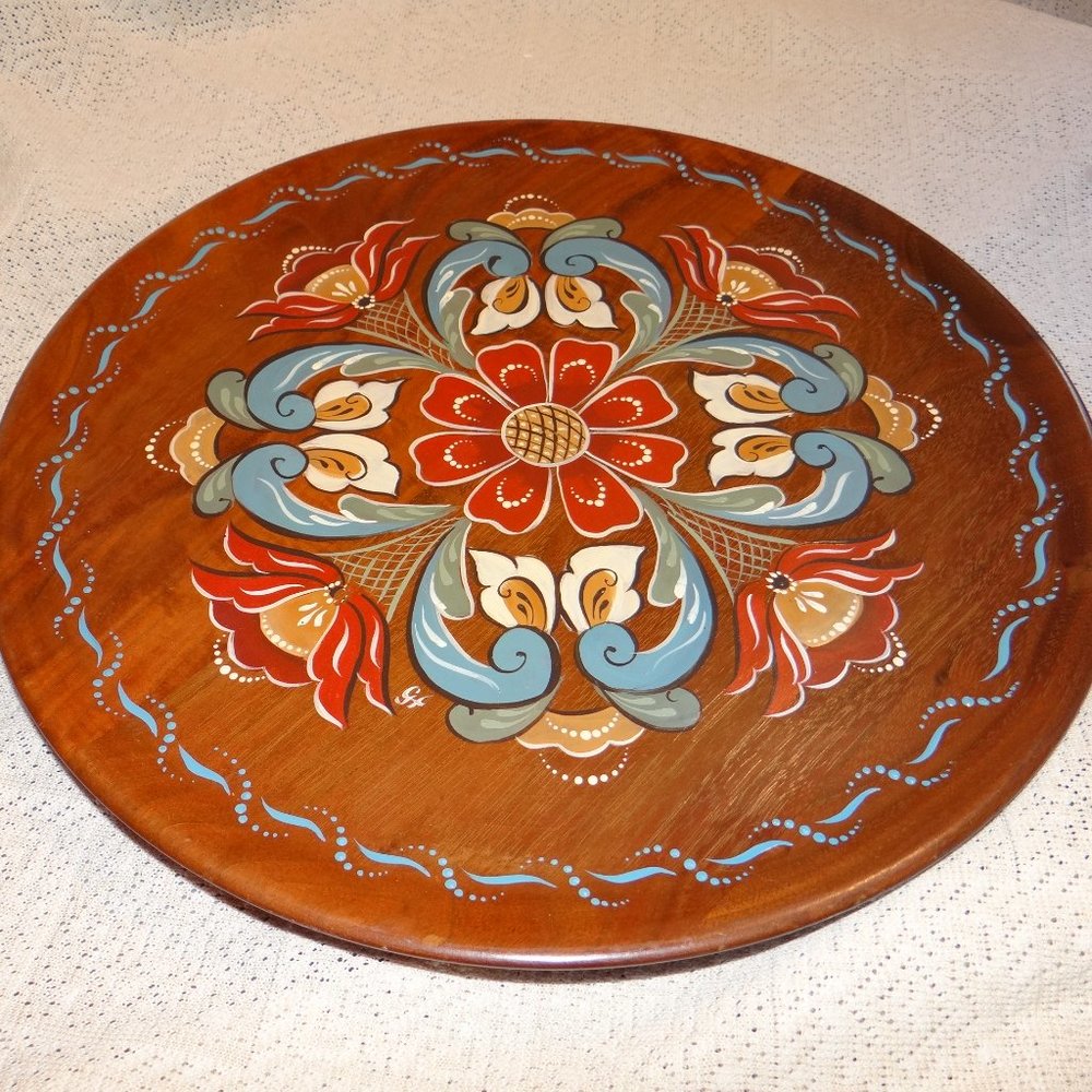 Wooden Charger/Plate FOLK Painting Gisele Hoeger